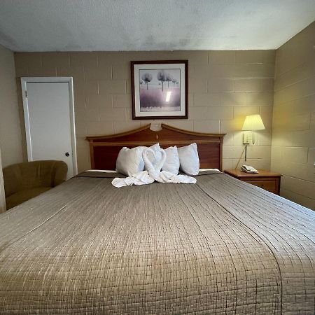 Polynesian Oceanfront Hotel Myrtle Beach Exterior photo