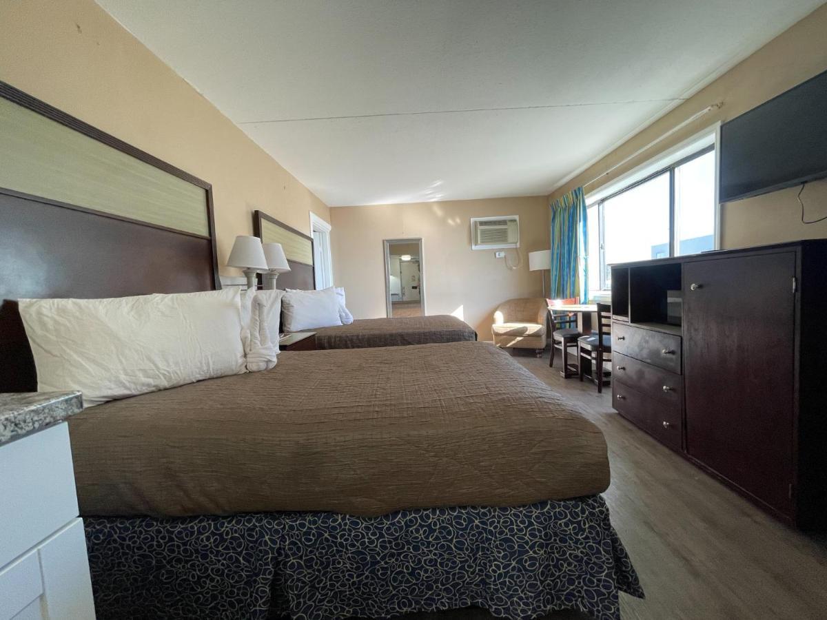 Polynesian Oceanfront Hotel Myrtle Beach Exterior photo