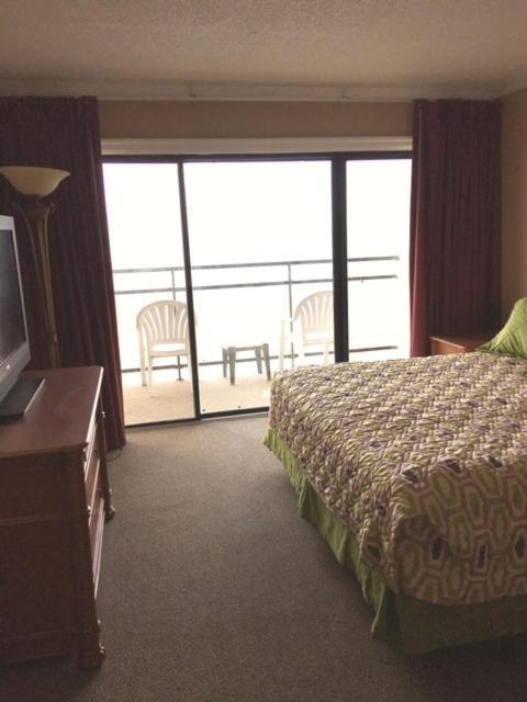 Polynesian Oceanfront Hotel Myrtle Beach Exterior photo